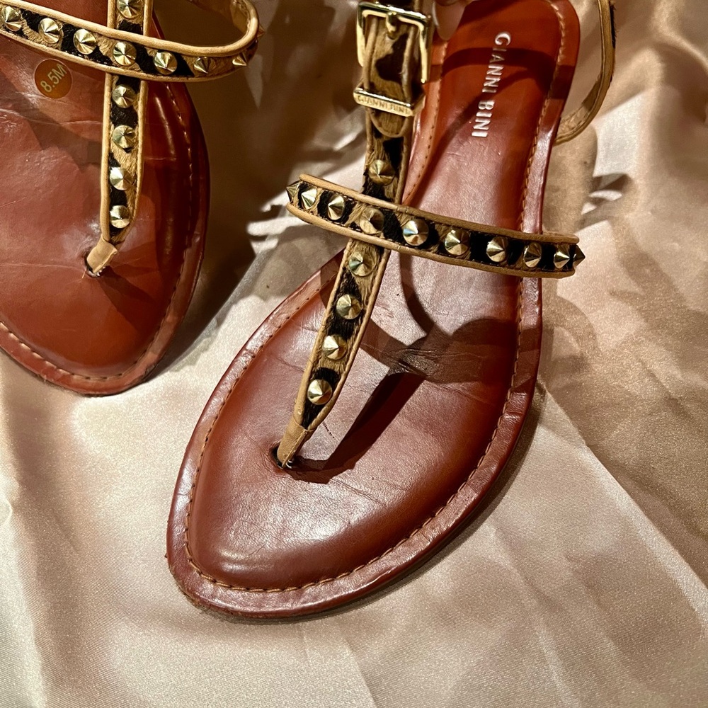 Shoes - Picture 9 of 12